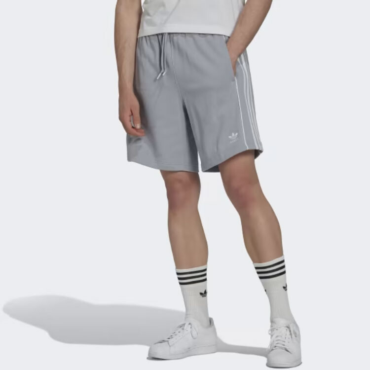 Повседневные шорты мужские серые Adidas, серый — фото 2