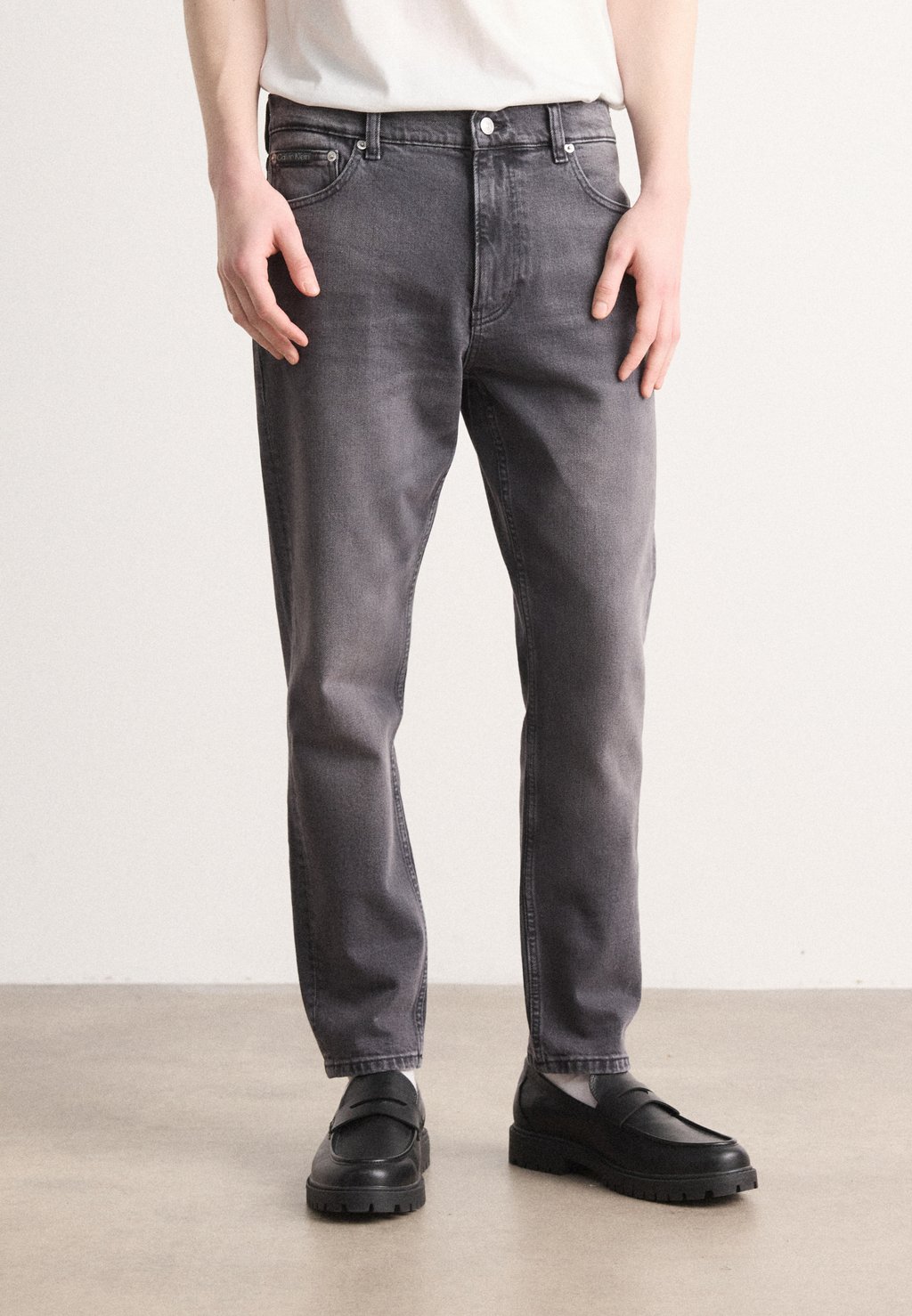 

Мешковатые джинсы DAD Calvin Klein Jeans, черный деним