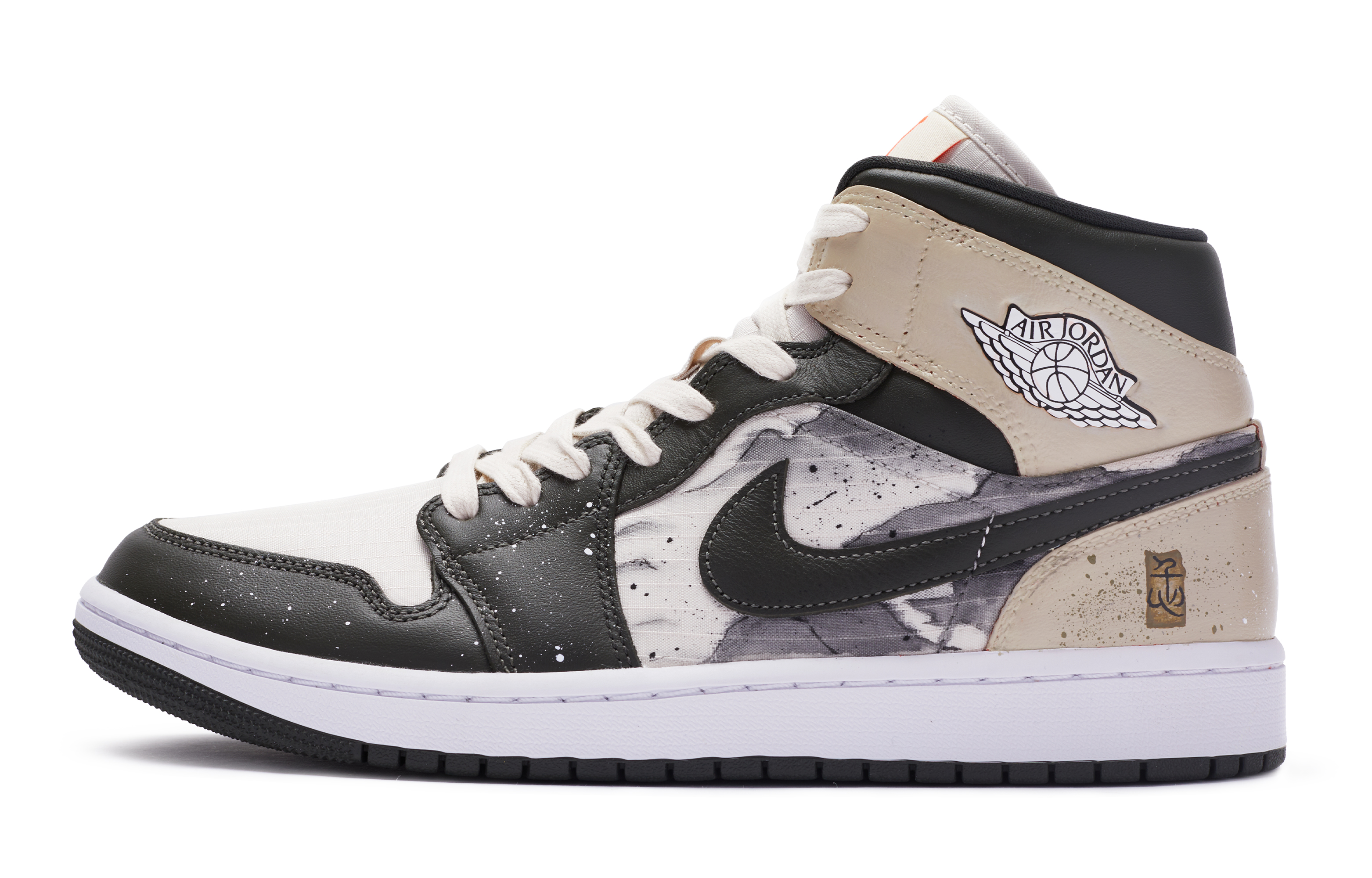 

Кроссовки Air Jordan 1 Vintage Basketball Shoes Women's High-Top Khaki