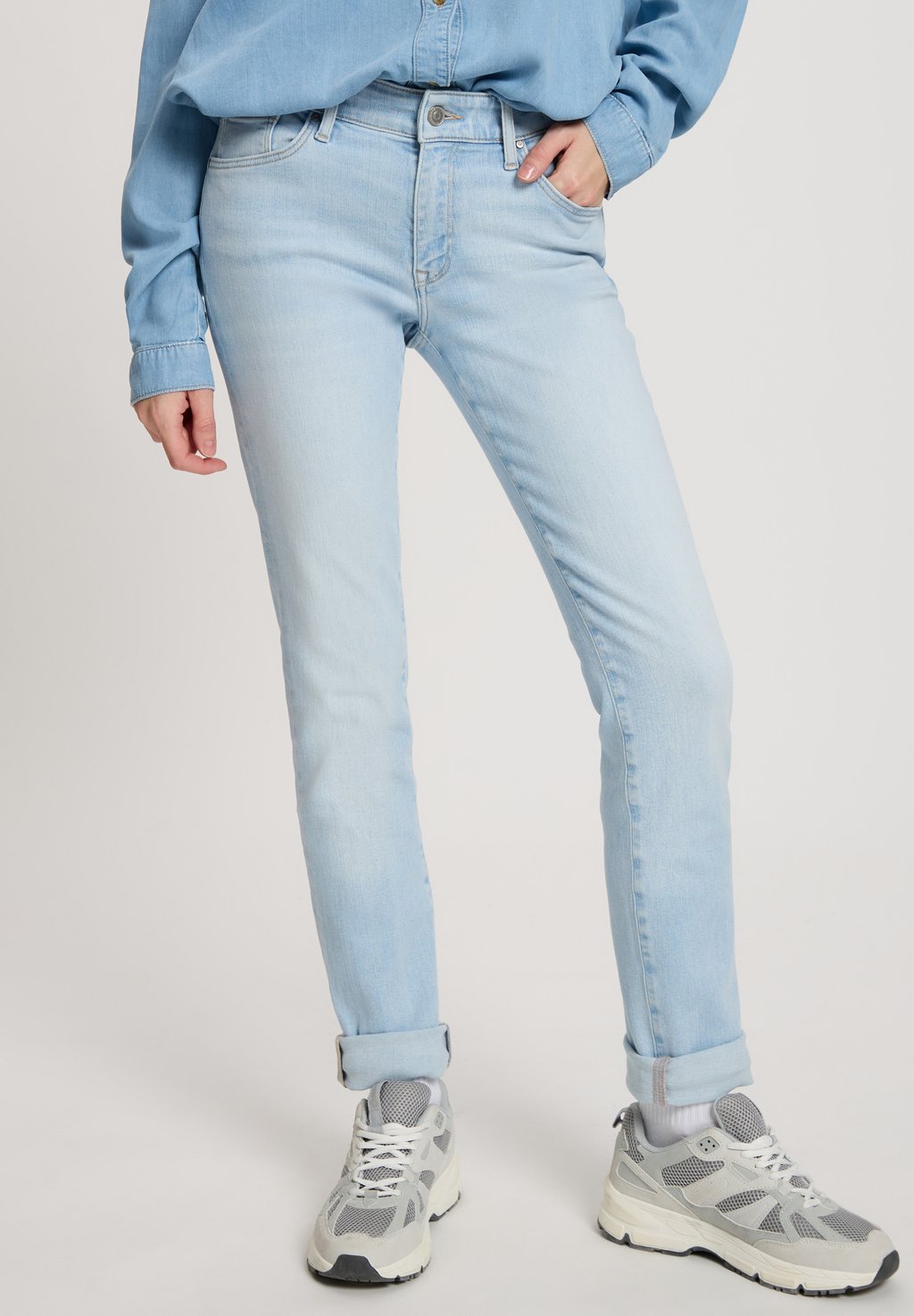 

Джинсы облегающего кроя ANYA Cross Jeans, светло-голубой