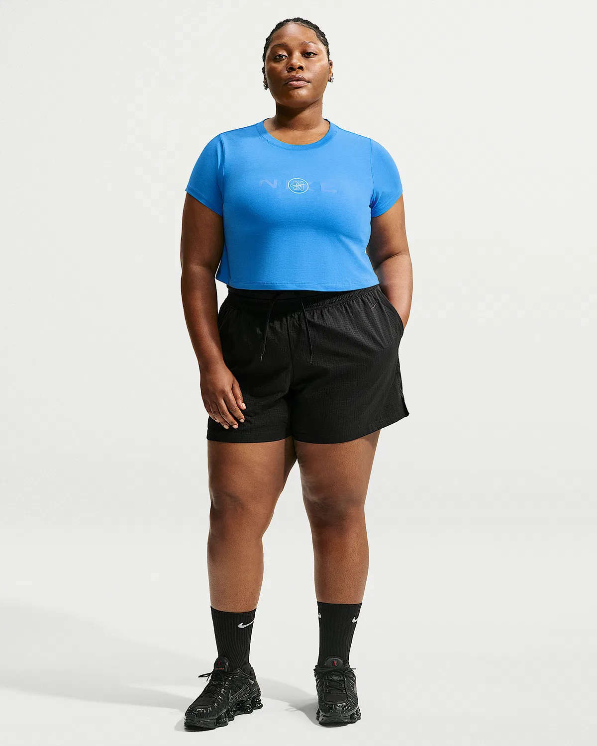 Женская укороченная футболка Slim (Plus Size) Nike Sportswear Chill Knit, Light Photo Blue/Chalk — фото 4