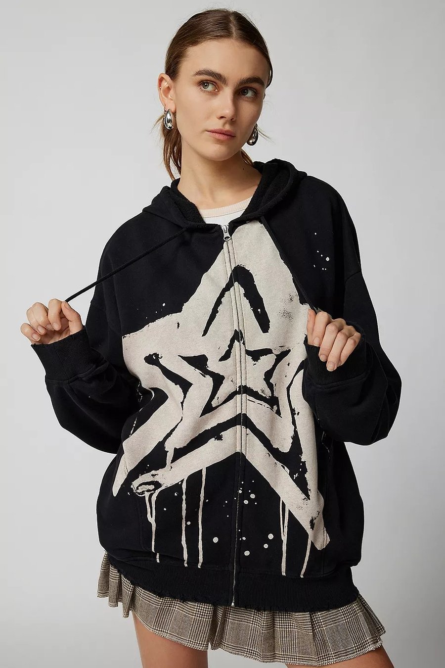 

Толстовка BDG Urban Outfitters BLEACHED STAR DUSTY HOODI, Black