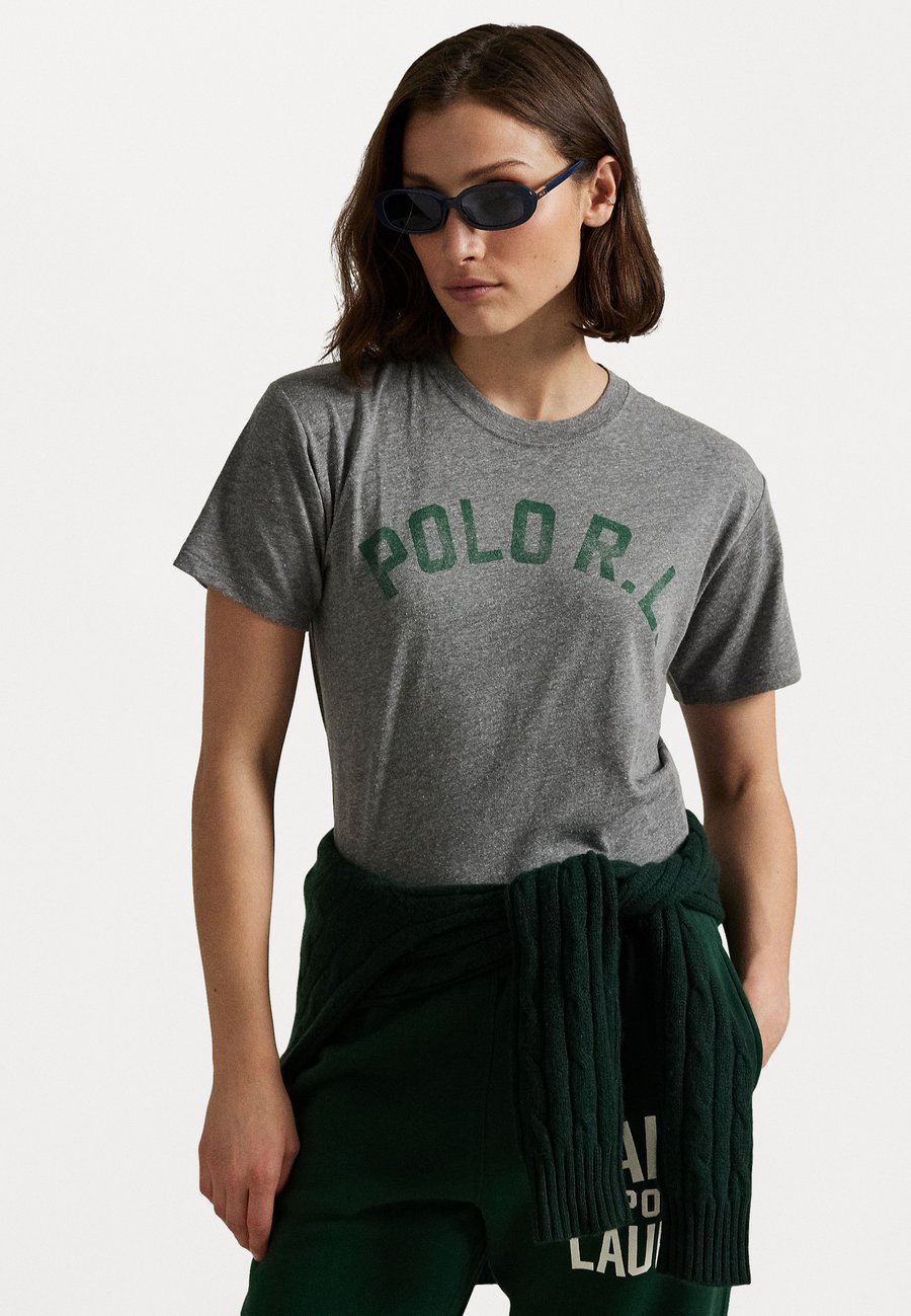 

Футболка Polo Ralph Lauren LOGO JERSEY CREWNECK TEE, Heather Grey/Green/Grey, Серый, Футболка Polo Ralph Lauren LOGO JERSEY CREWNECK TEE, Heather Grey/Green/Grey