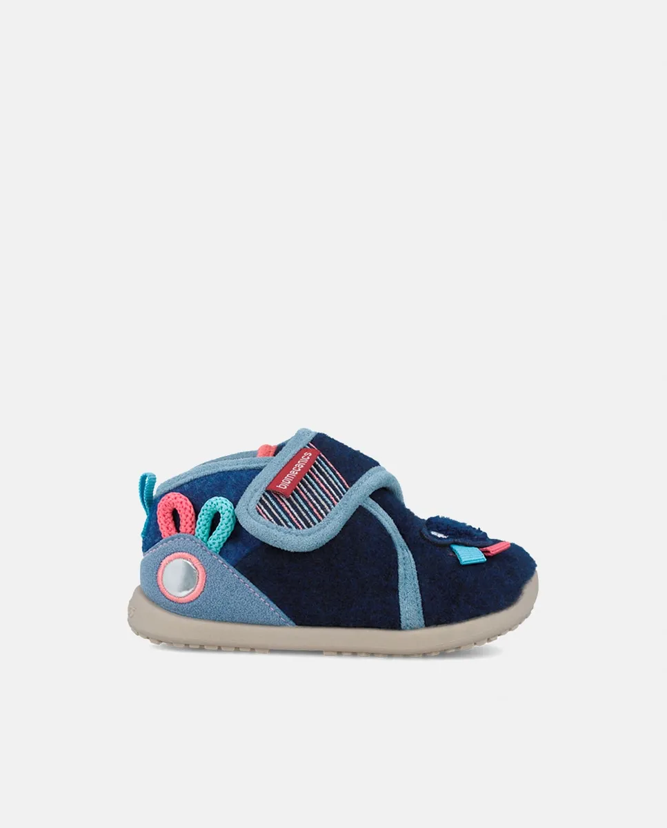 

Домашние тапочки для мальчика из ткани на липучке Biomecanics, темно-синий