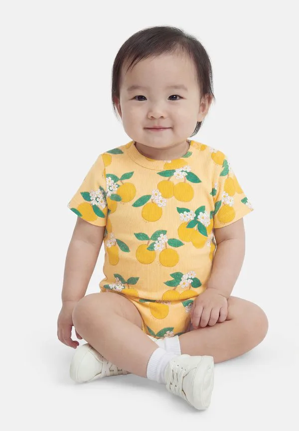 Футболка унисекс с принтом «апельсины» Tinycottons, Mellow Yellow