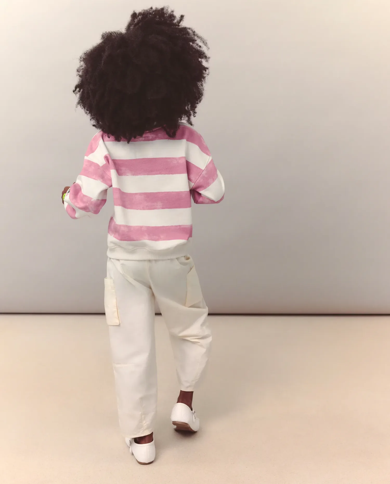 Детский свитер с позиционным принтом Kids El Corte Inglés, розовый — фото 4