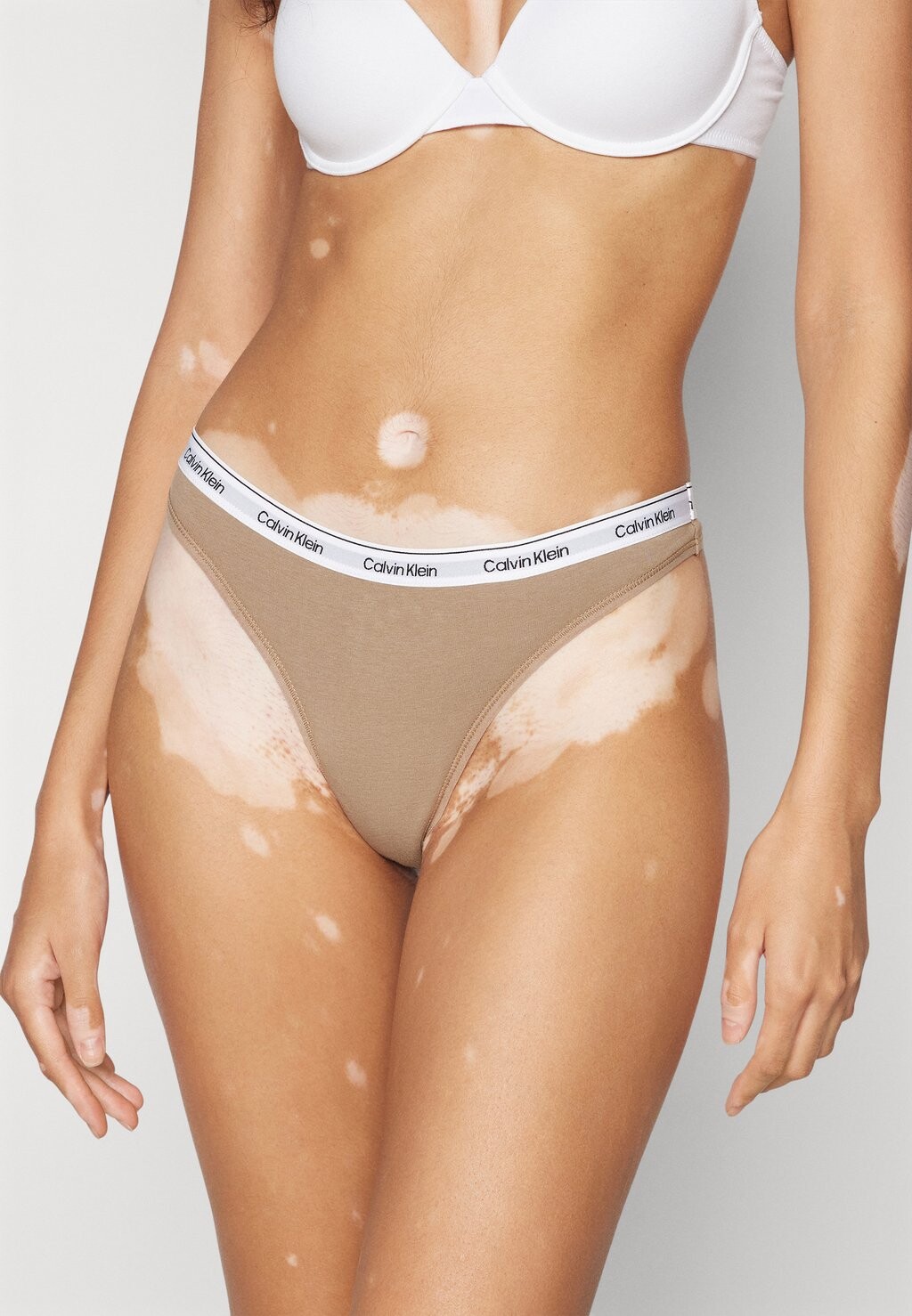 Трусы MODERN LOGO 3 PACK Calvin Klein, черный — фото 4