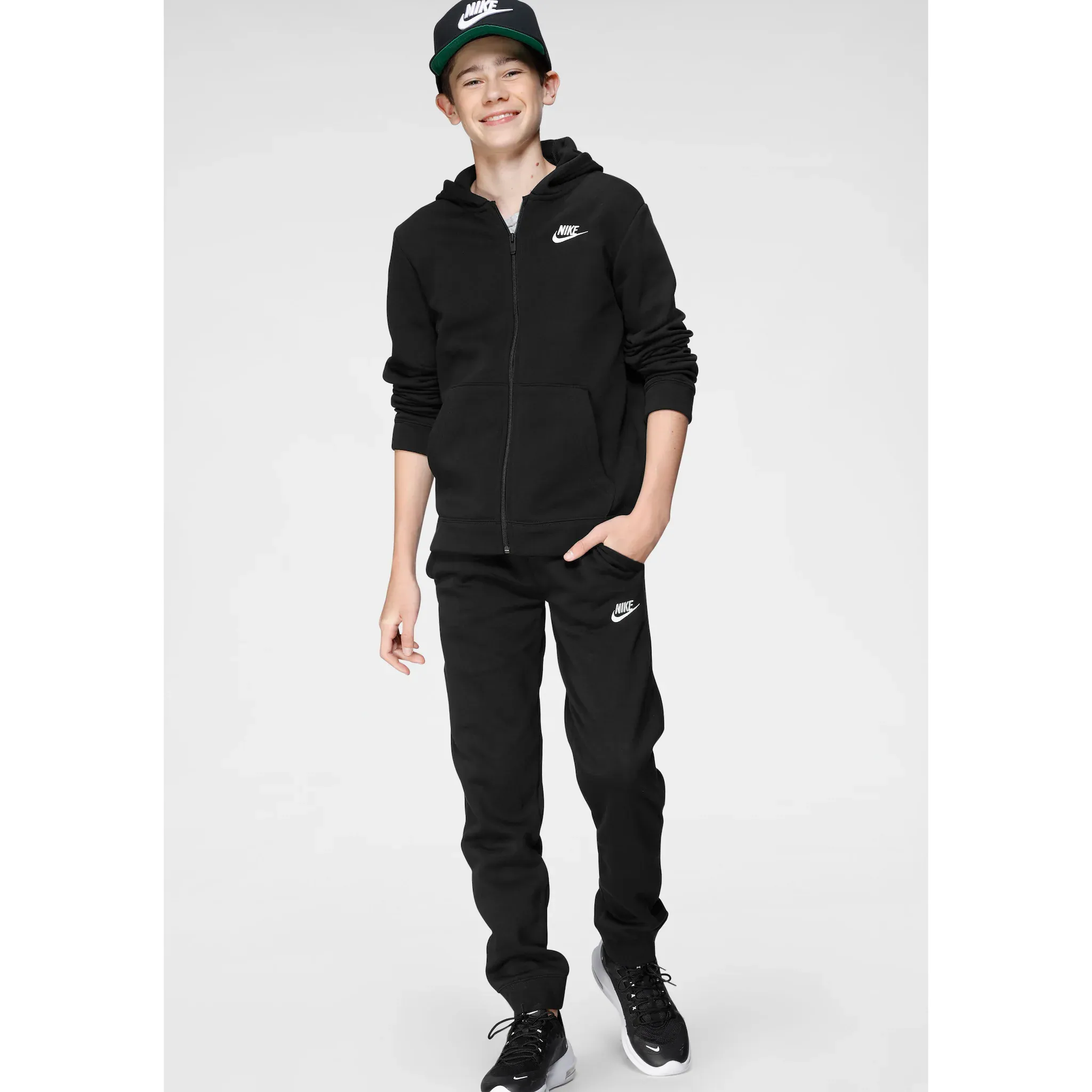 

Спортивный костюм Nike Sportswear «NSW CORE», (комплект, 2 шт.), детский, черный