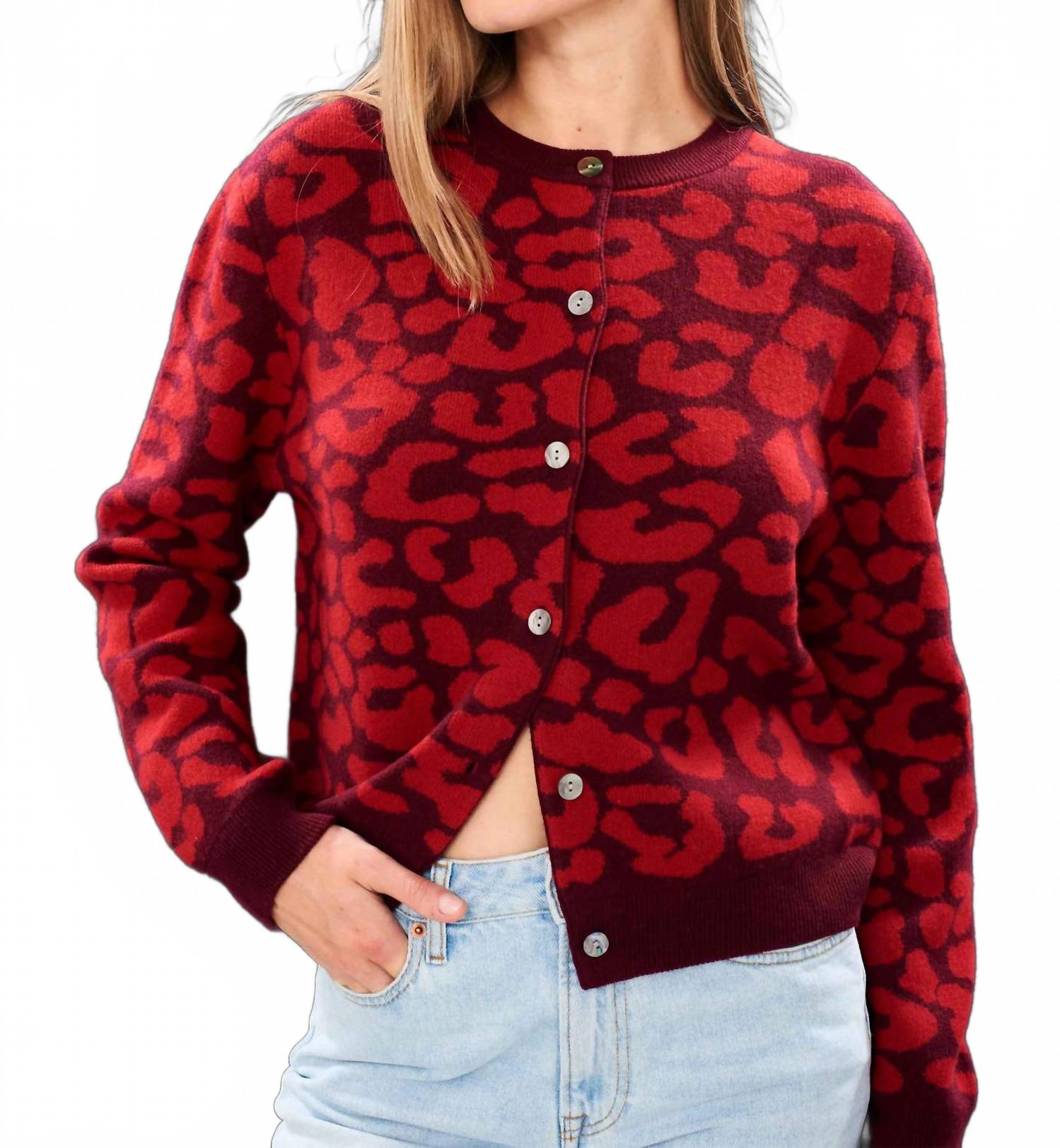 

Jumper1234 Кардиган Merino Leopard Cred в бордовом и красном цвете