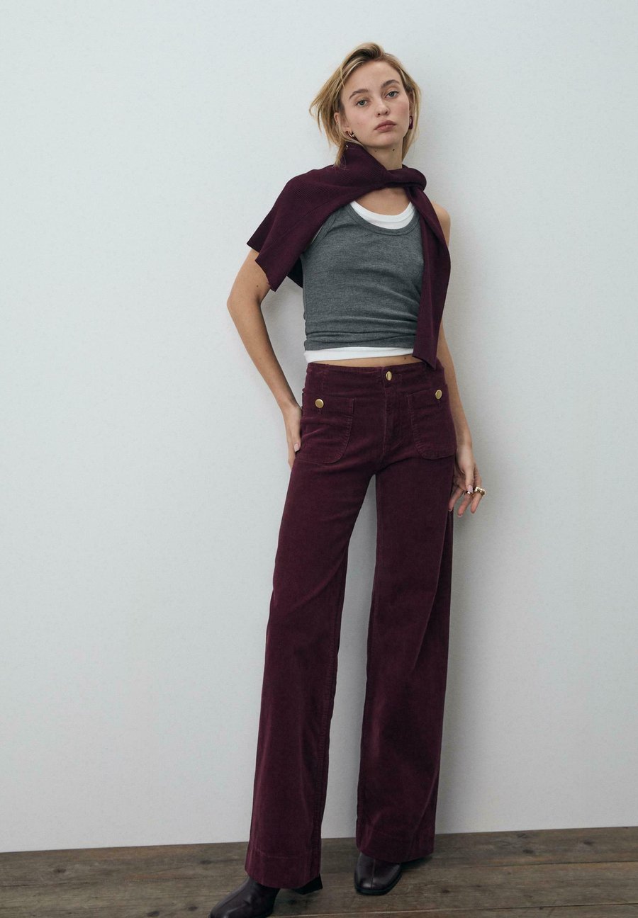 

Брюки Stradivarius Trousers, Bordeaux