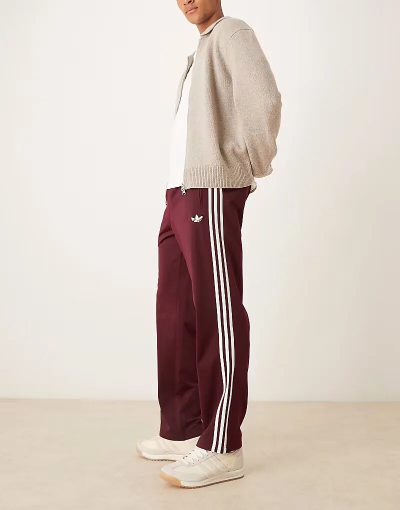 Спортивные брюки Adidas Originals Firebird бордового и кремового цвета — фото 2