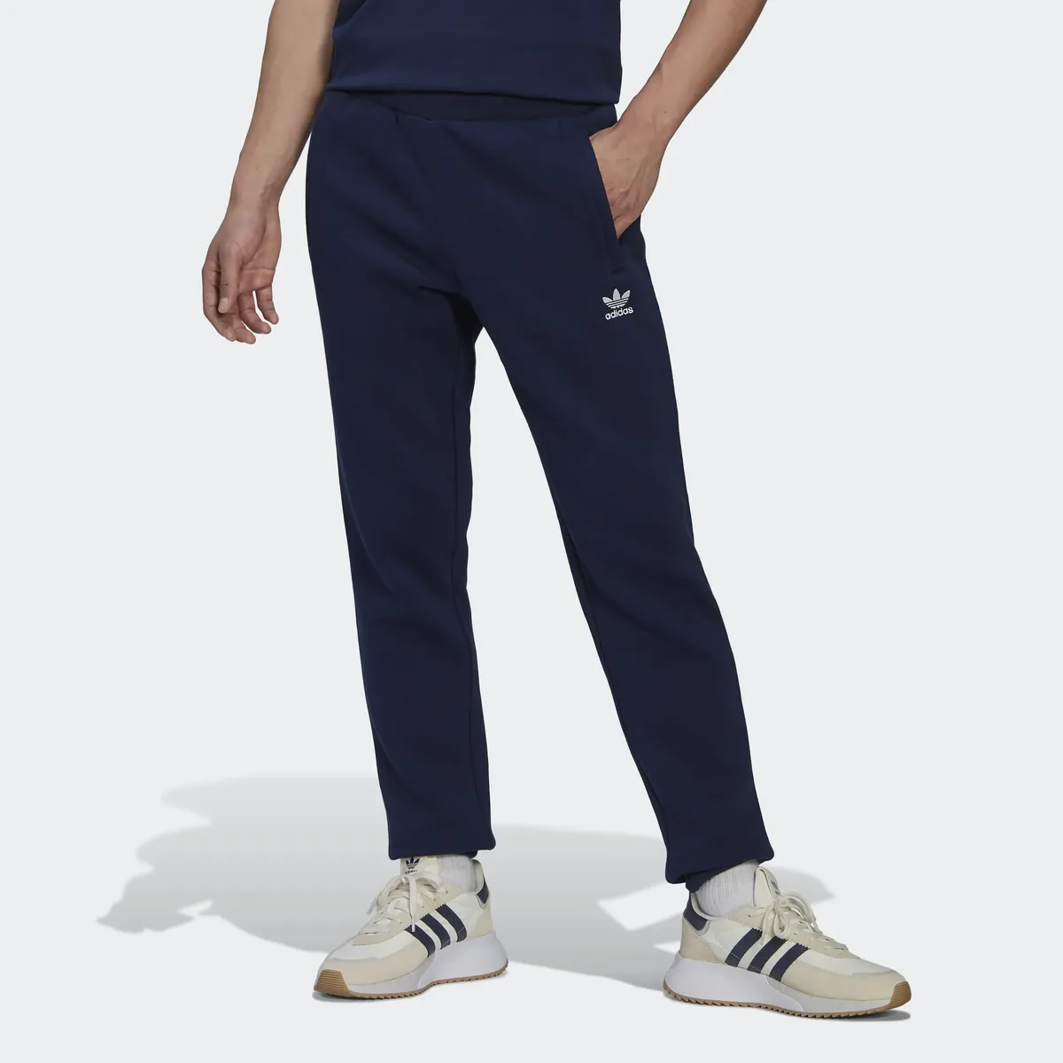 

Спортивные брюки Adidas Originals "ADICOLOR ESSENTIALS TREFOIL PANTS" (1 шт.), цвет Night Indigo