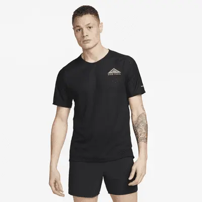 

Футболка Nike Trail Solar Chase, черный/белый