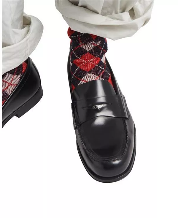 Мужские лоферы из матовой кожи Prada, черный — фото 2