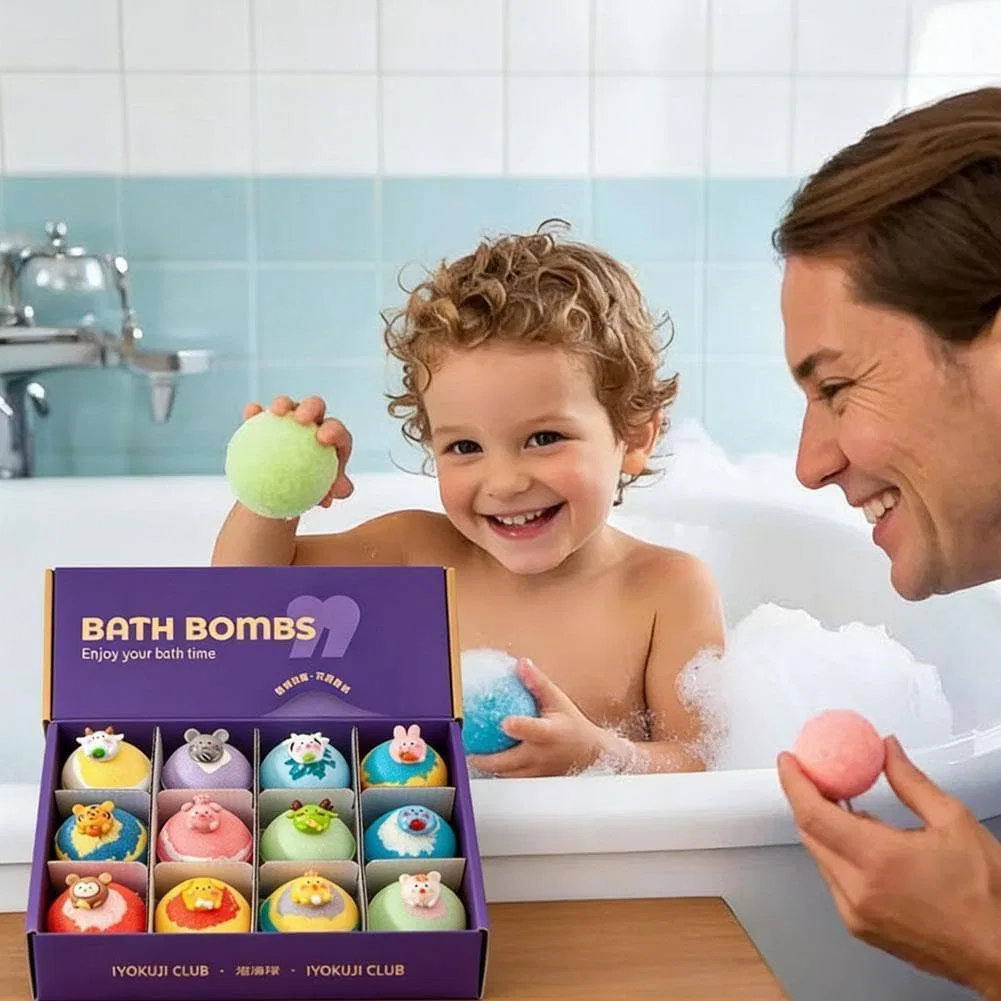 Набор из 12 бомбочек для ванны Bubble Buddies с сюрпризом внутри Generic, Purple/Light — фото 2