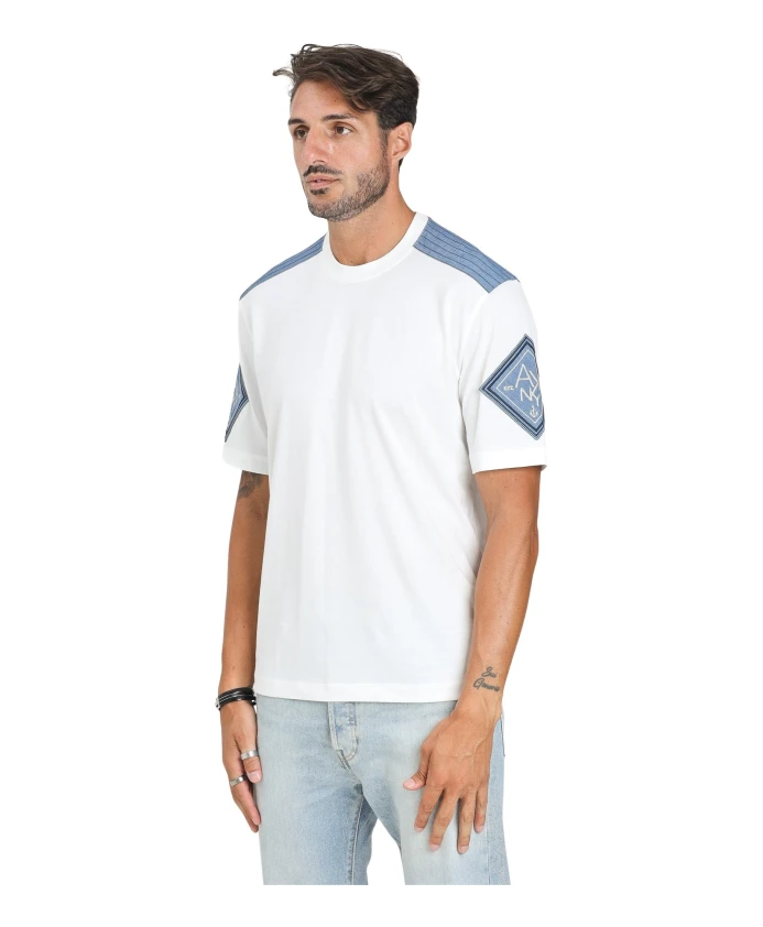 

Белая футболка с джинсовой отделкой на плечах Armani Exchange, бежевый, Белый, Белая футболка с джинсовой отделкой на плечах Armani Exchange, бежевый