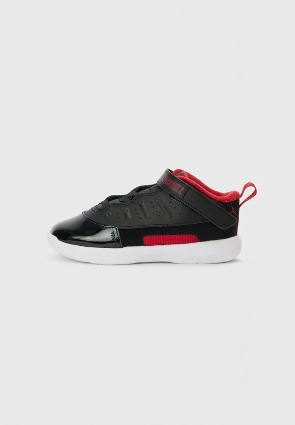 Кроссовки jordan max aura 7 унисекс Jordan, Black/Varsity Red/White
