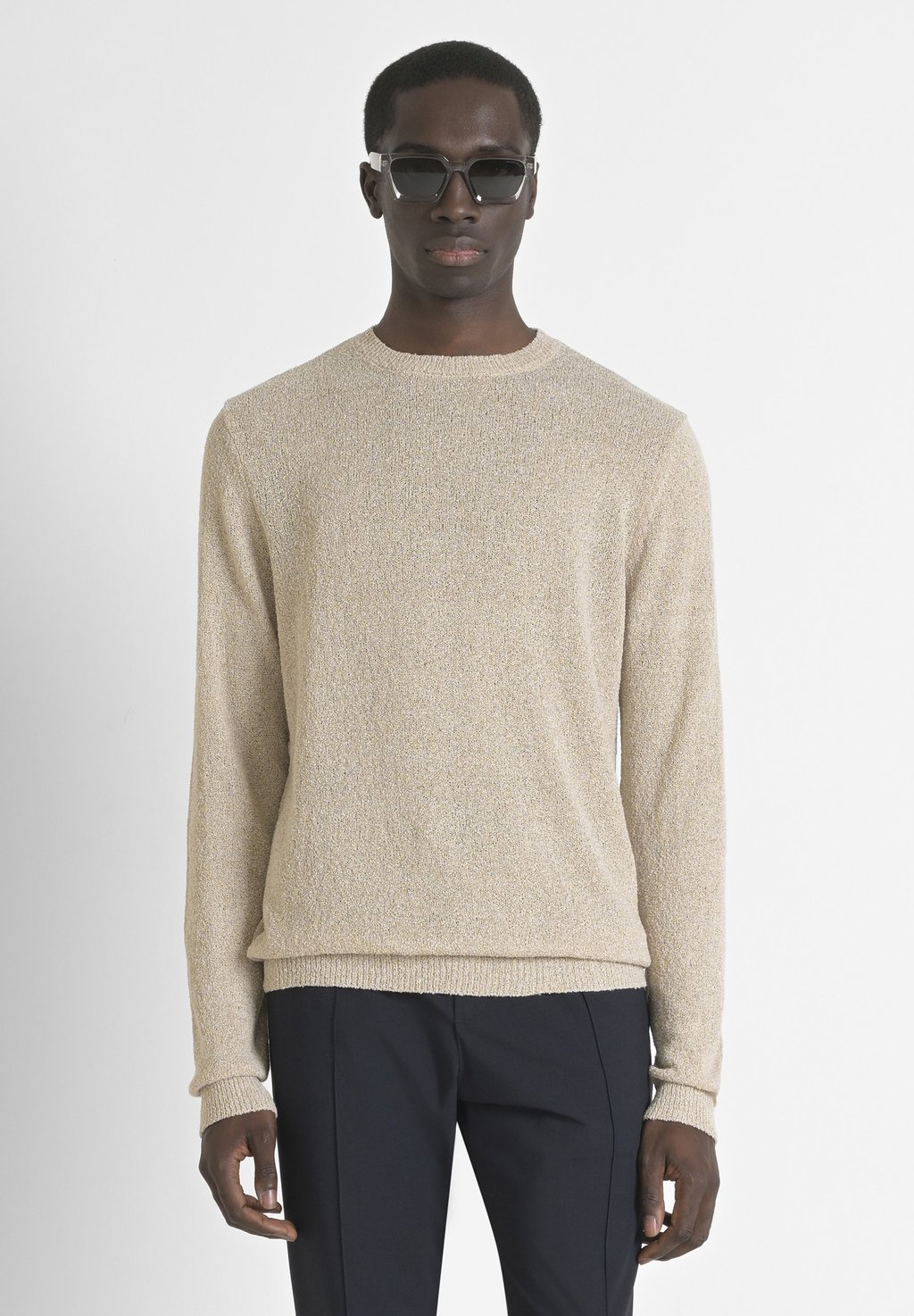 

Джемпер REGULAR FIT IN TECHNO SOFT WITH LOGOED BADGE Antony Morato, песочный