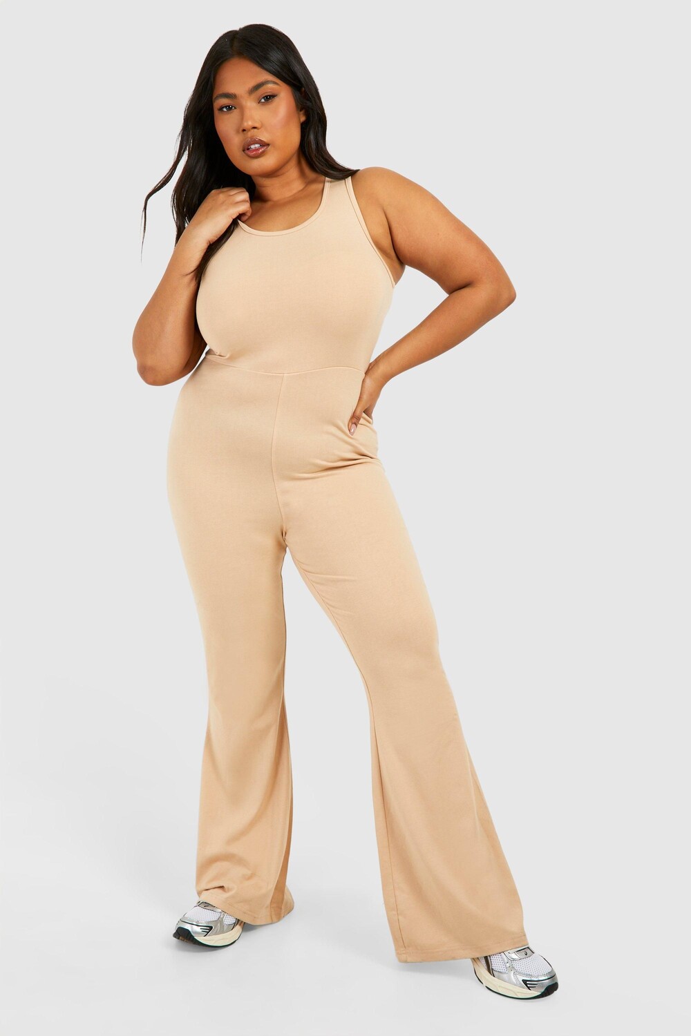 

Комбинезон для йоги Boohoo Plus с ремешками, stone