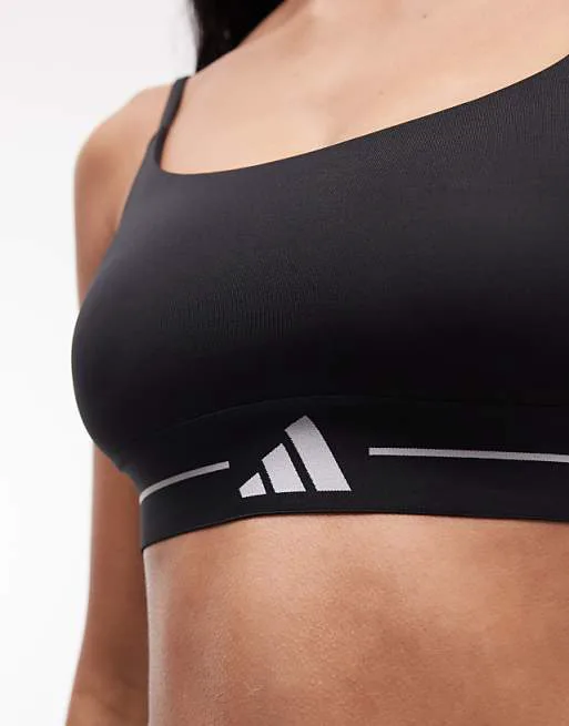 Черный спортивный бюстгальтер с легкой поддержкой adidas Training Hyperglam — фото 3