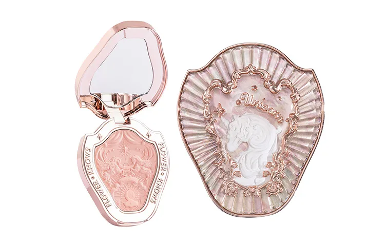 Flower Knows Корректор тона кожи Unicorn Relief Blush для естественного цвета лица, 5 г, 03 Cherry Blossom Grand Avenue — фото 4