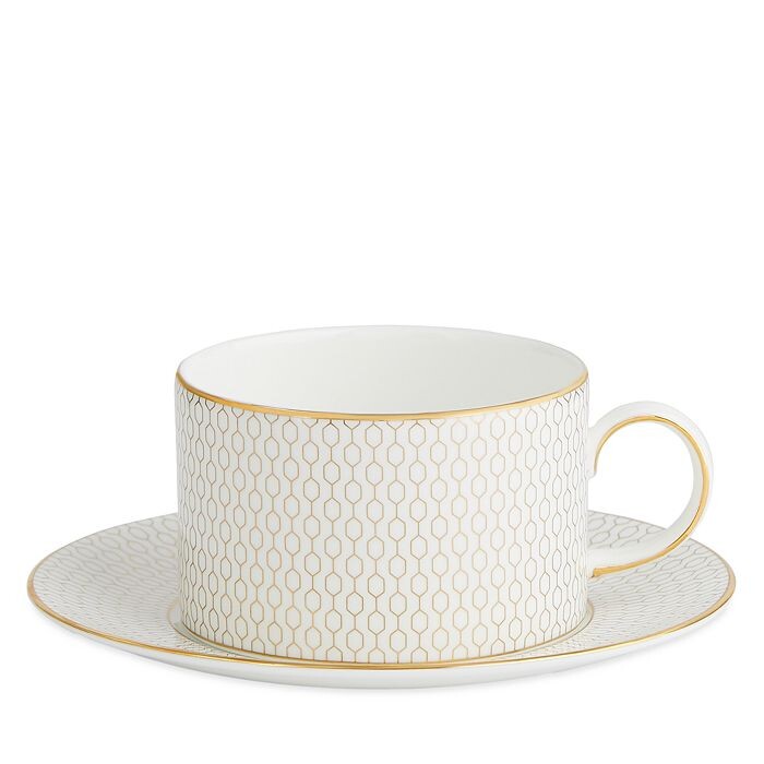 

Золотая чашка и блюдце Wedgwood Gio, белый