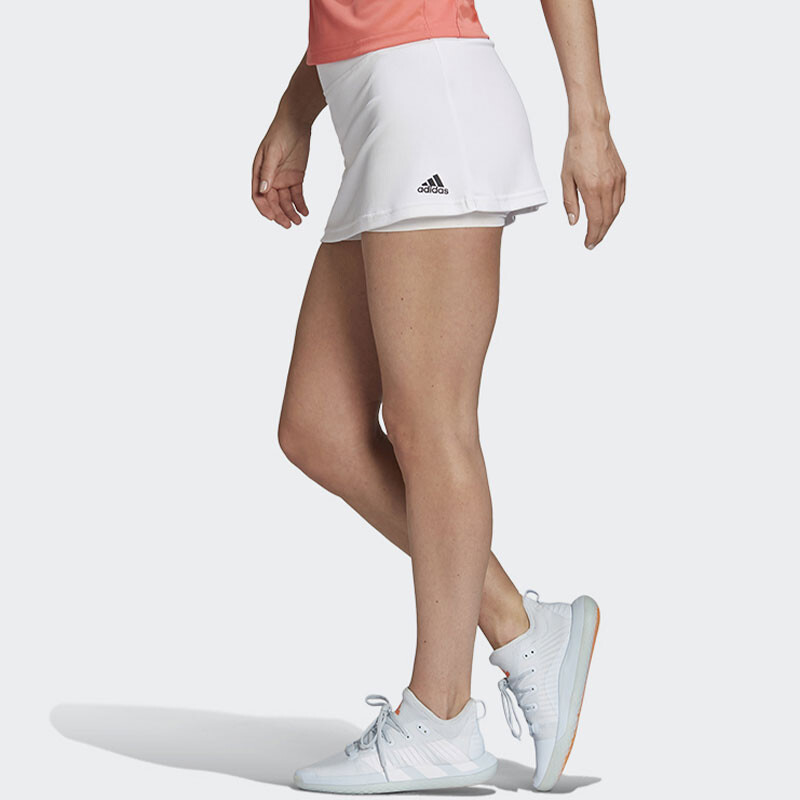 Повседневные шорты женские белые Adidas Originals — фото 4