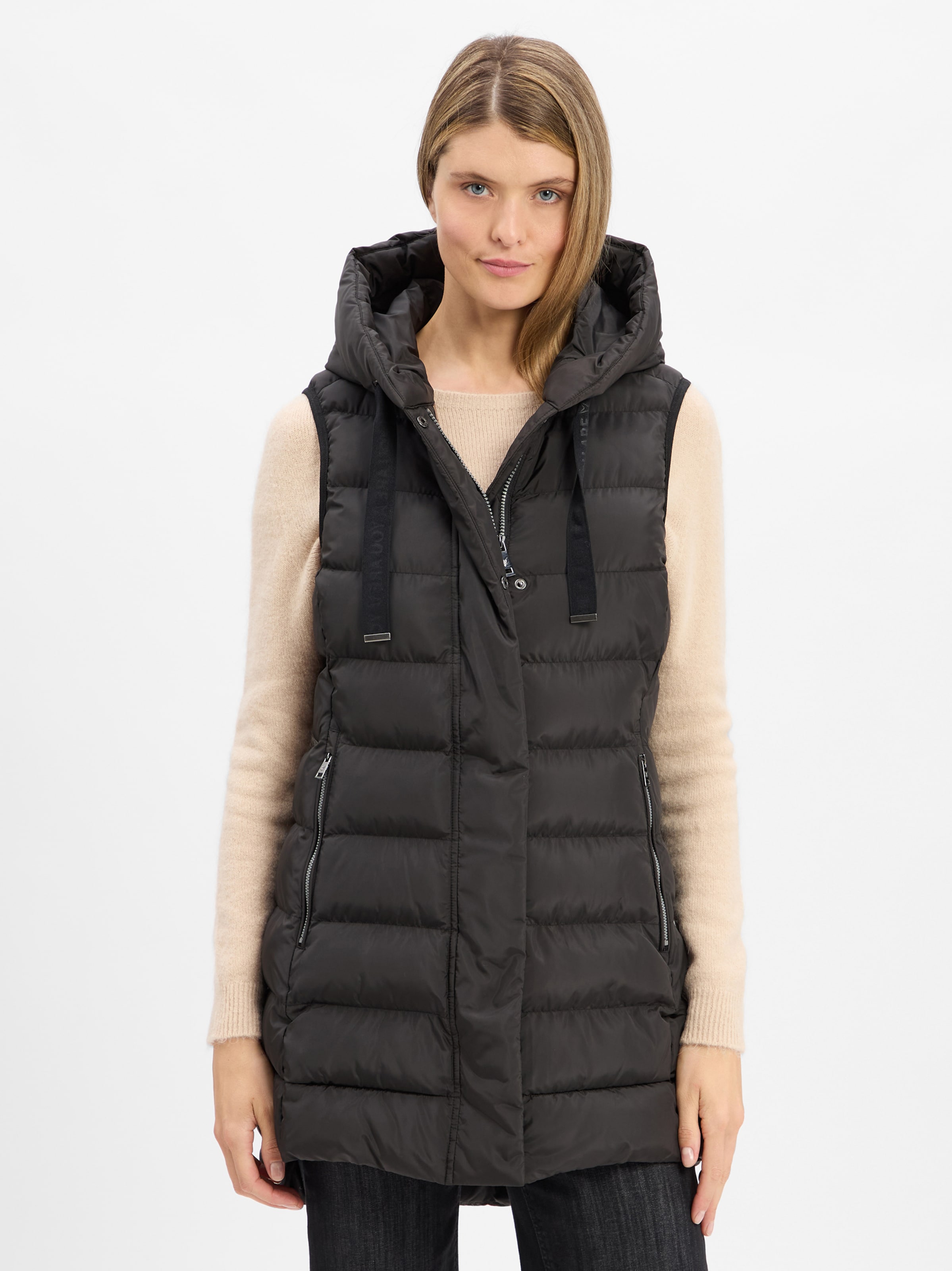 

Fuchs Schmitt Жилет в черном цвете