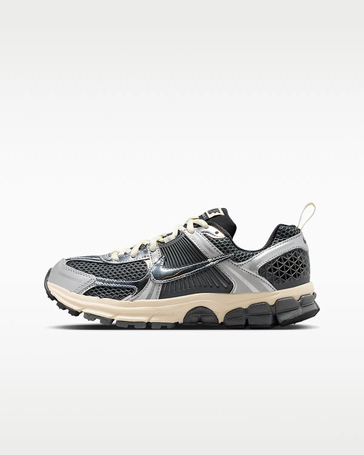 Кроссовки для старших детей Nike Vomero 5, Iron Grey/Metallic Silver/Coconut Milk/Chrome