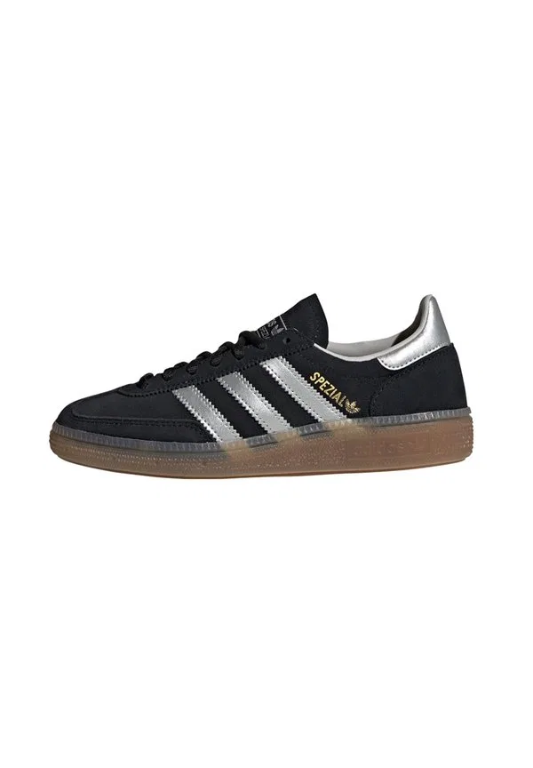 Специальные кроссовки для гандбола j Adidas Originals, Grey Three Core Black Core Black