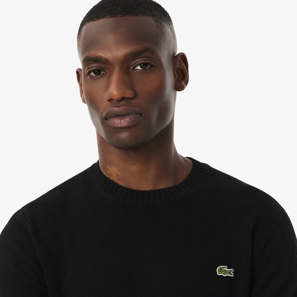 Мужской кашемировый свитер с круглым вырезом чёрный от Lacoste — фото 2