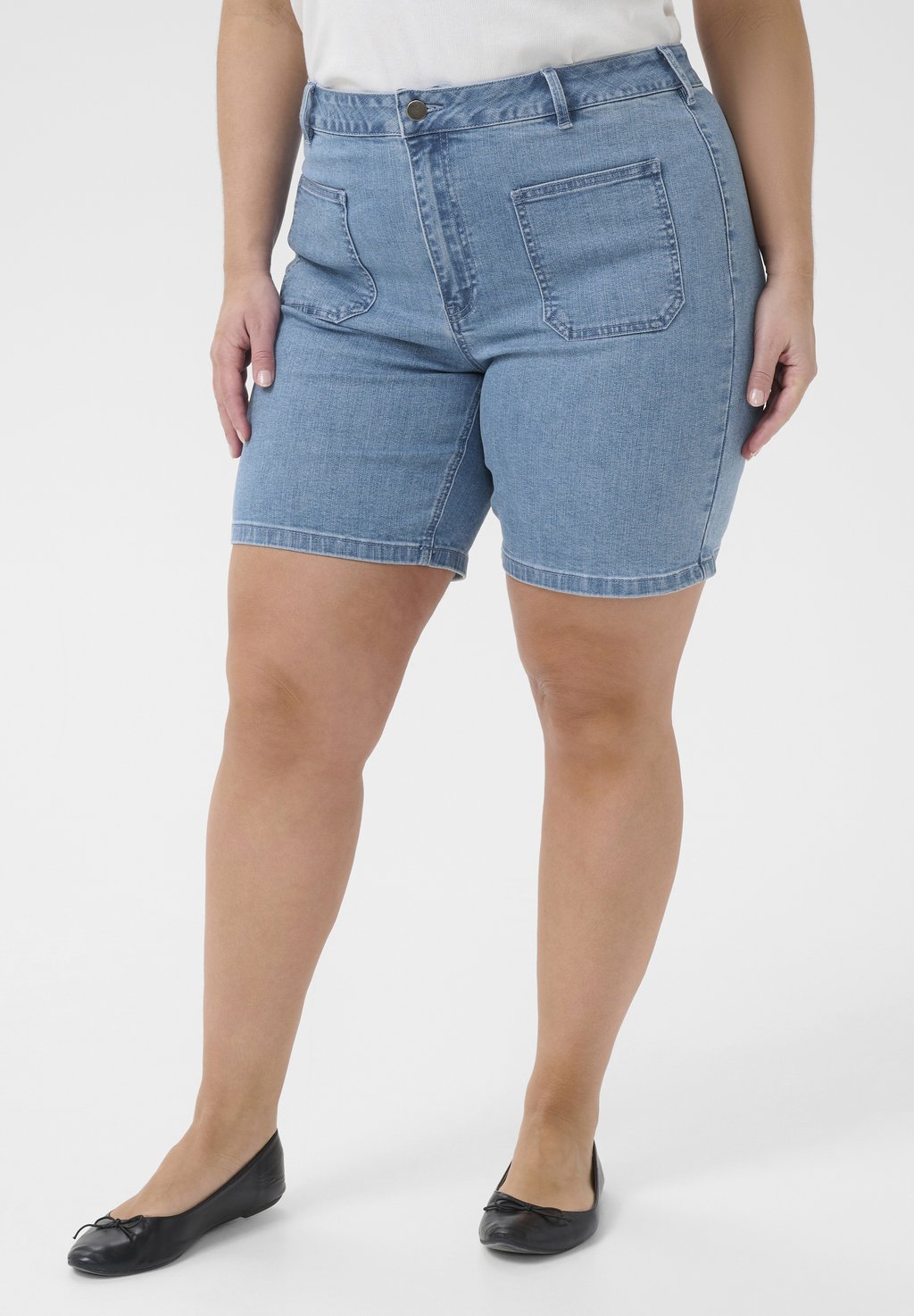 

Джинсовые шорты Kaffe Curve, цвет Light Blue Denim