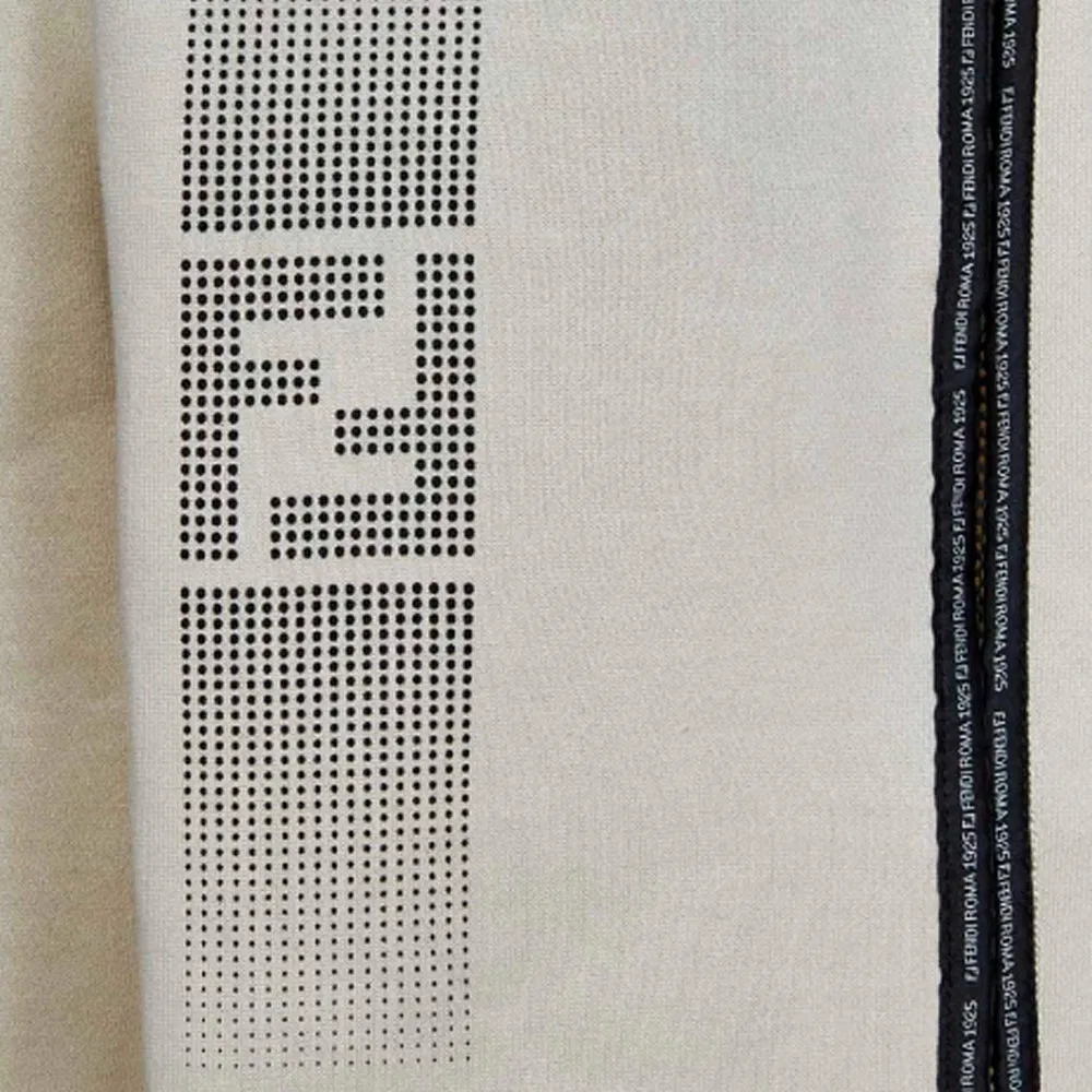 Шорты для детей белые FENDI — фото 4