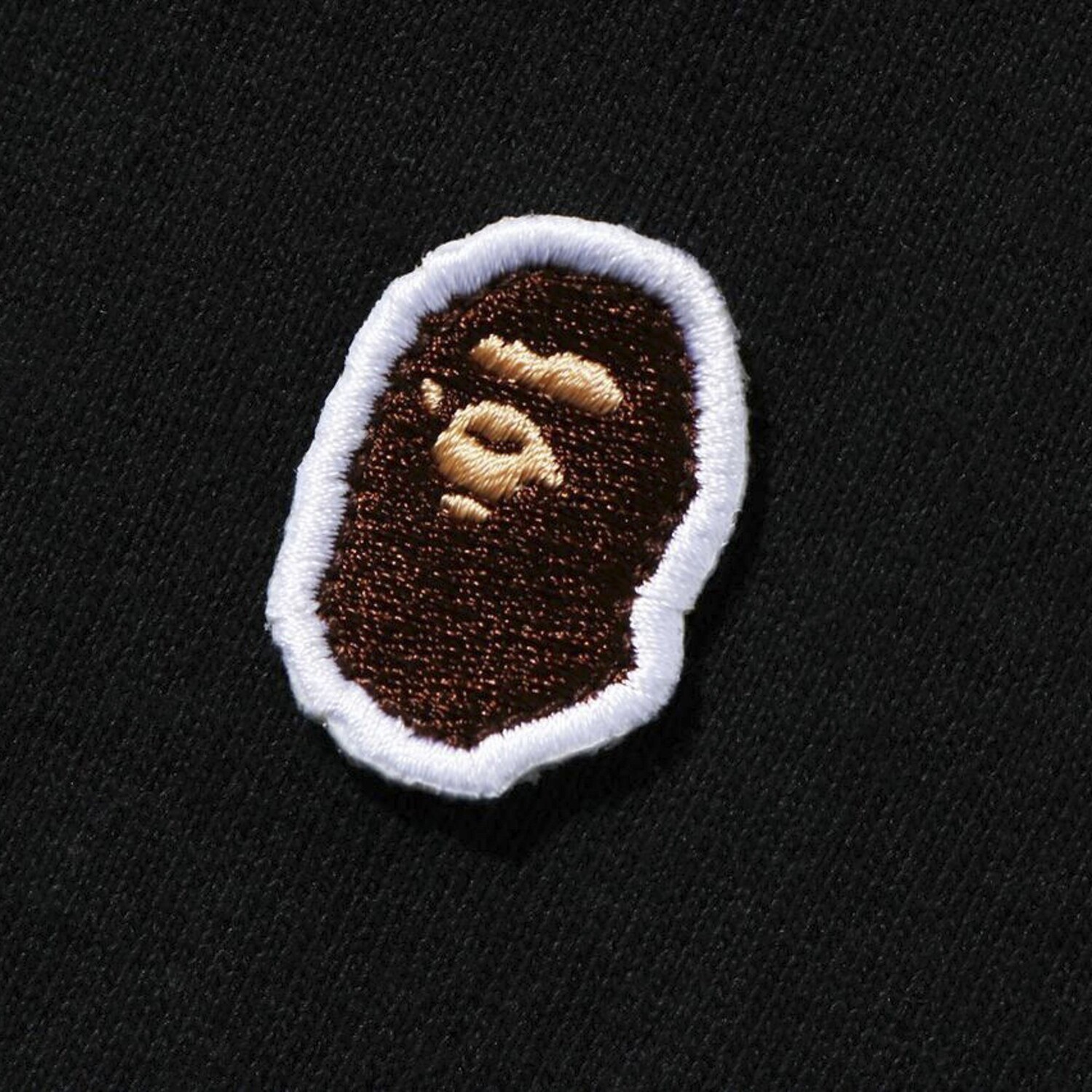 BAPE Футболка с одной застежкой Ape Head, черная — фото 2