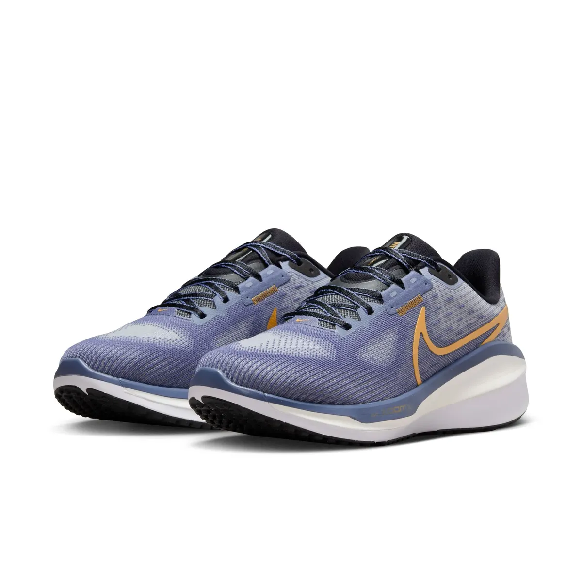 

Кроссовки Nike "Vomero 17", синий