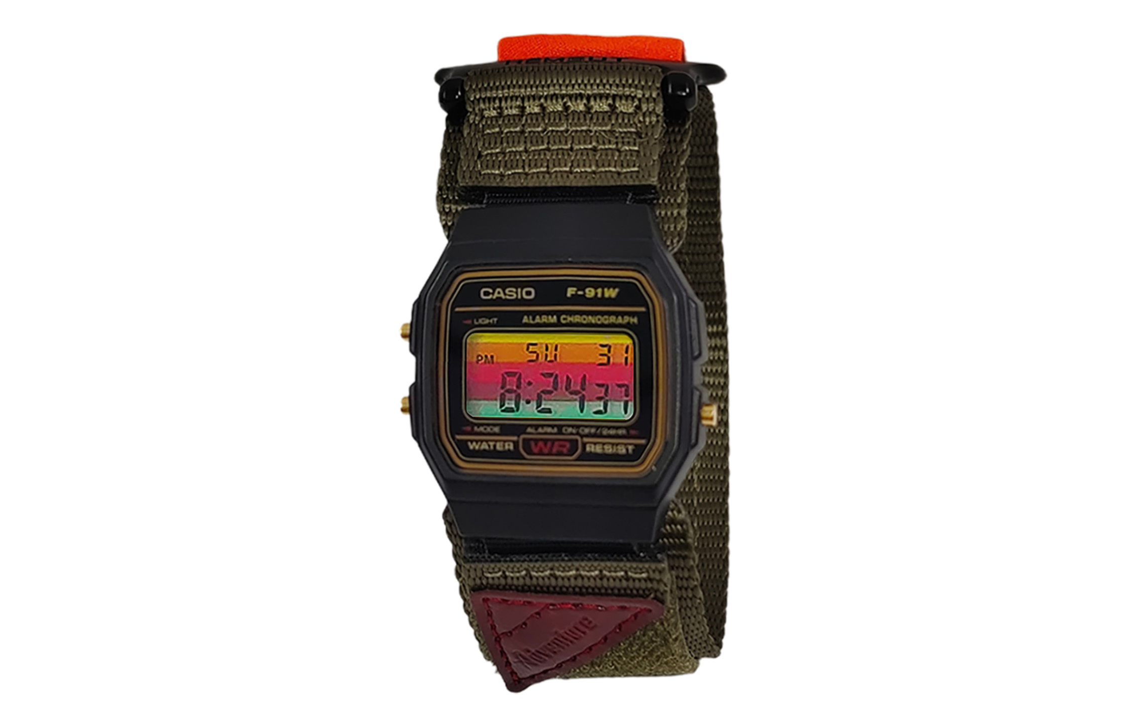 

CASIO Мужские часы Retrofit Series с кварцевым механизмом и нейлоновым ремешком, черный циферблат