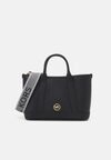 

Сумочка LUISA SATCHEL Michael Michael Kors, черный