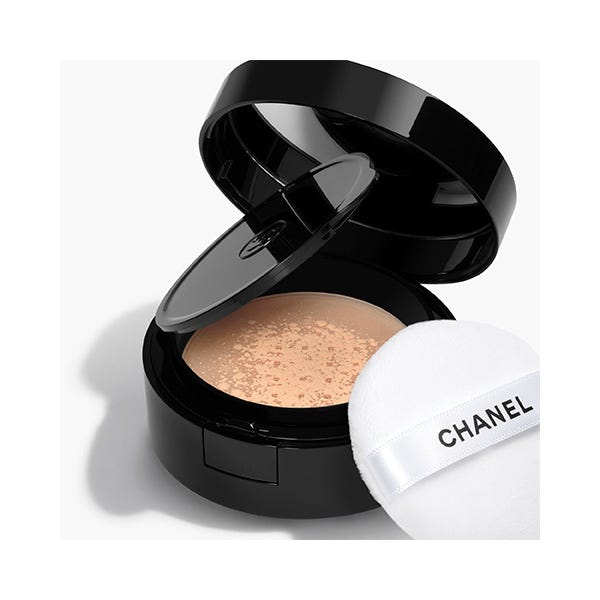 Рассыпчатая пудра с естественным финишем CHANEL POUDRE UNIVERSELLE ON-THE-GO FORMAT, 50 MEDIUM INTENSE — фото 2
