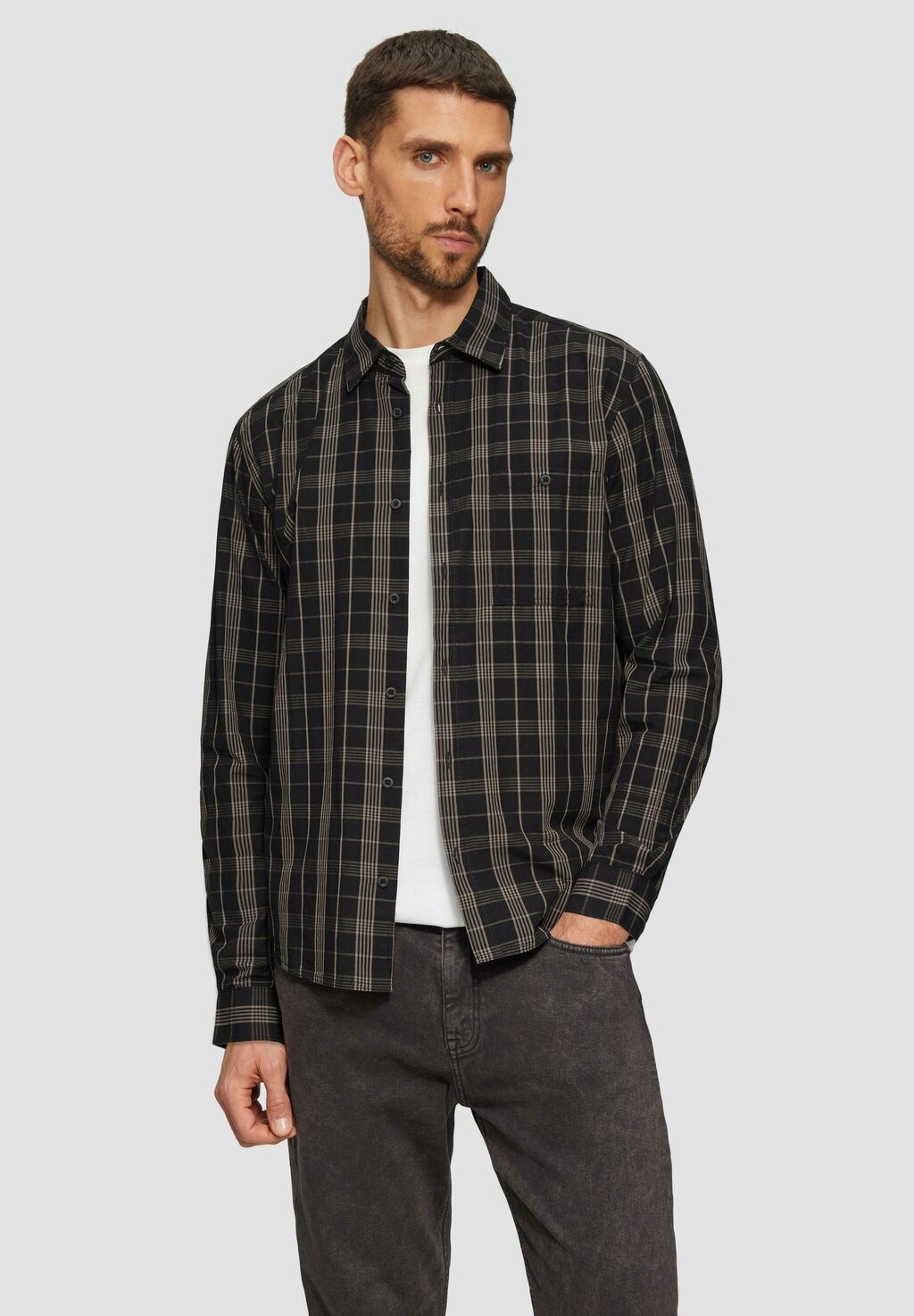 

Рубашка REGULAR FIT: KARIERTES MIT LABEL-PATCH s.Oliver, черный