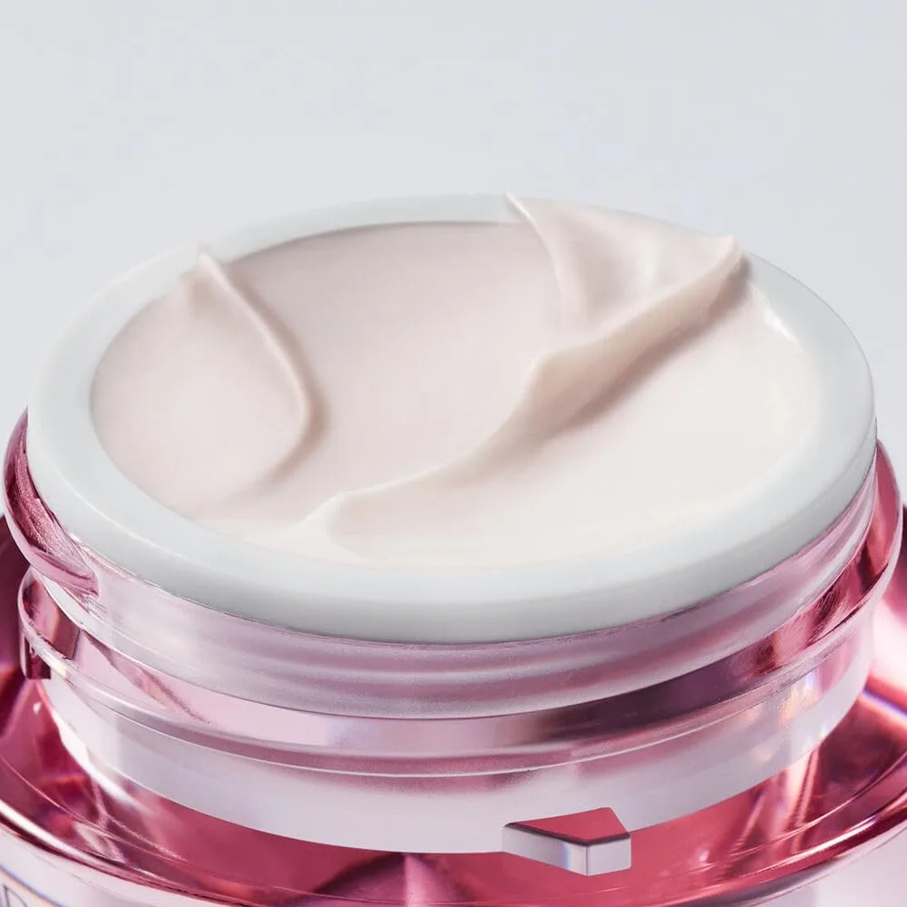 Крем для кожи вокруг глаз Estée Lauder Resilience Multi-Effect Tri-Peptide | Борется с темными кругами и отечностью, 0,5 унции — фото 3