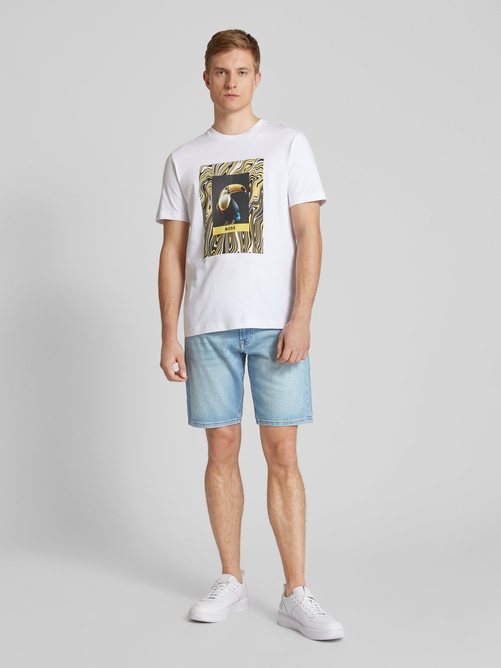 

Джинсовые шорты с 5 карманами BOSS Orange, светло-голубой