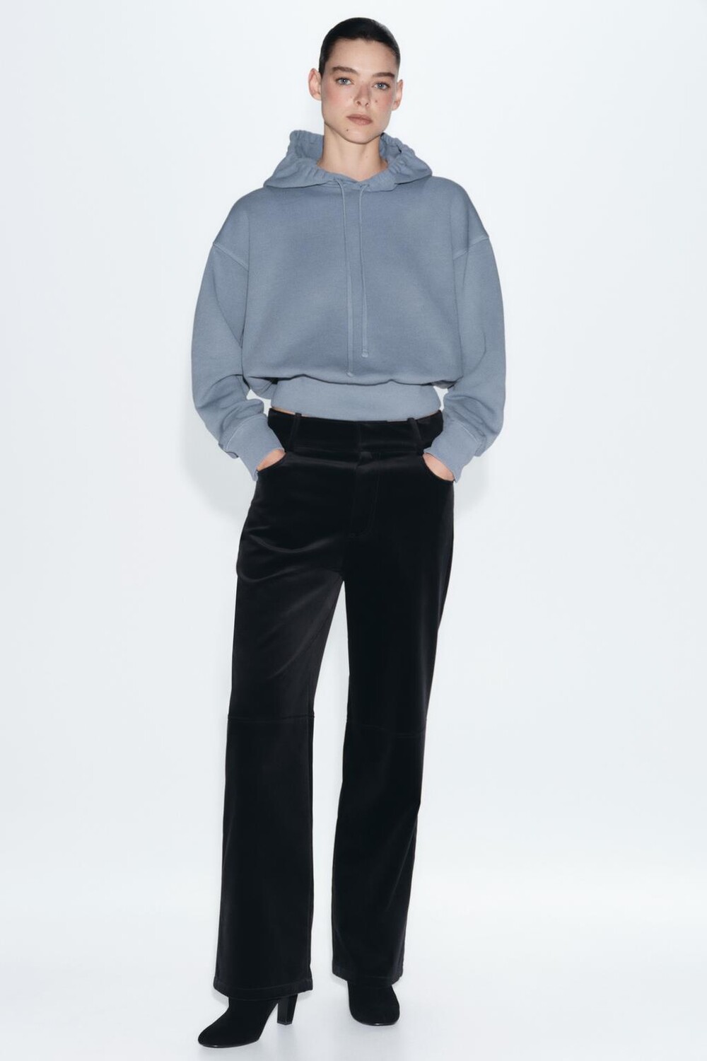 

Выцветевшая толстовка с капюшоном ZARA, синий