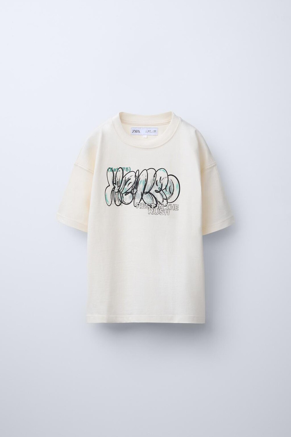 

Футболка с принтом граффити ZARA, экрю
