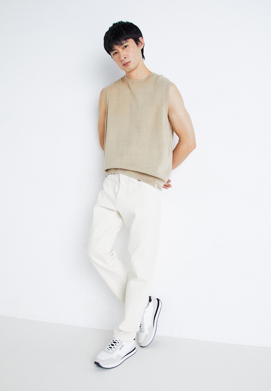 

Низкие кроссовки Jfwrobin Combo Jack & Jones, цвет bright white