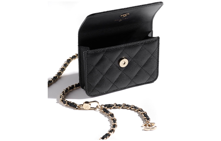 CHANEL Женская поясная сумка из зерненой телячьей кожи черная — фото 3