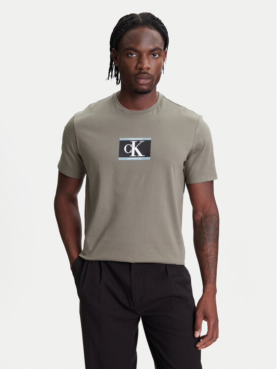 

Футболка обычного кроя Box Tape Graphic LV04RC854G Calvin Klein, зеленый