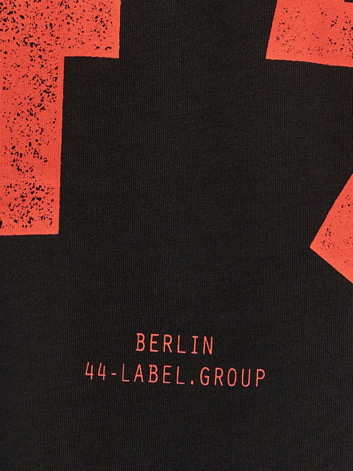 Футболка «Guestlist» 44 LABEL, черный