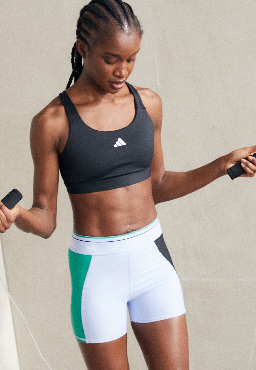 

Спортивный бюстгальтер с сильной поддержкой adidas Performance, цвет black