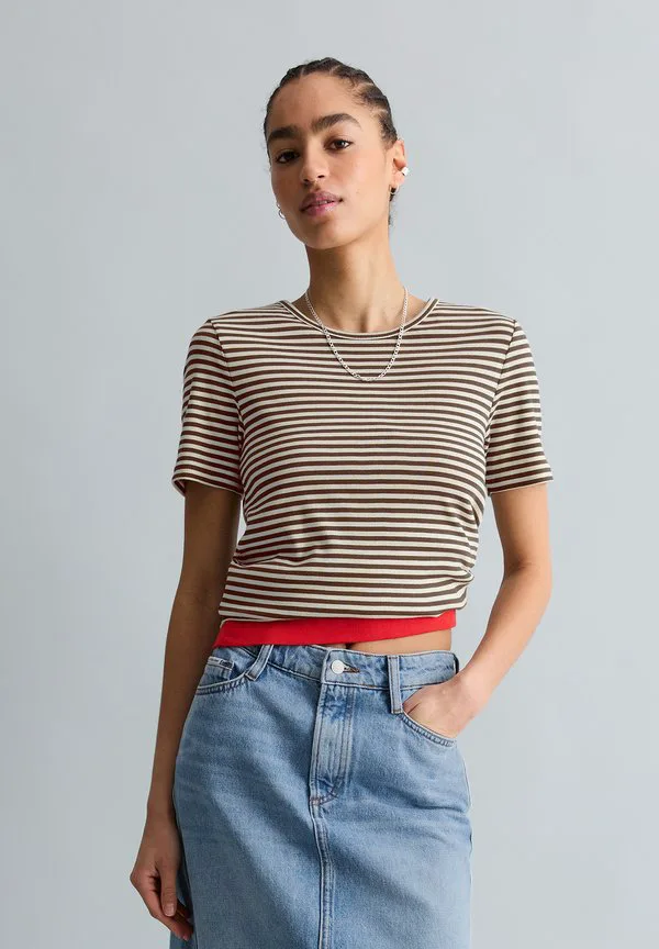 

Облегающая футболка с принтом Marc O'Polo Denim, Dark Brown, Коричневый, Облегающая футболка с принтом Marc O'Polo Denim, Dark Brown