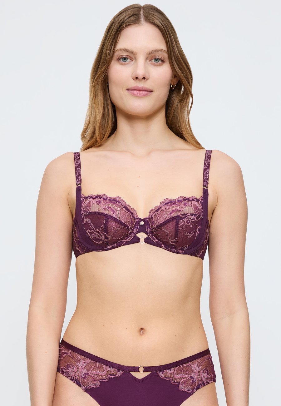 

Бюстгальтер Triumph WILD GARDENIA FLORALE, Flower Purple/Purple